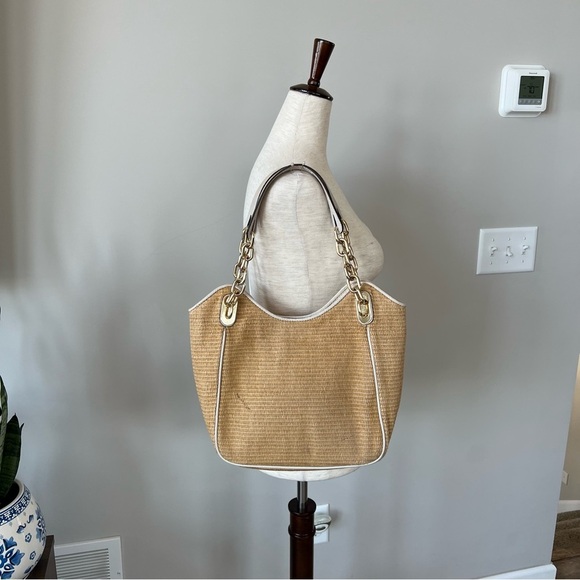Michael Kors Straw Raffia Shoulder Bag with Gold Handles - Picture 5 of 16